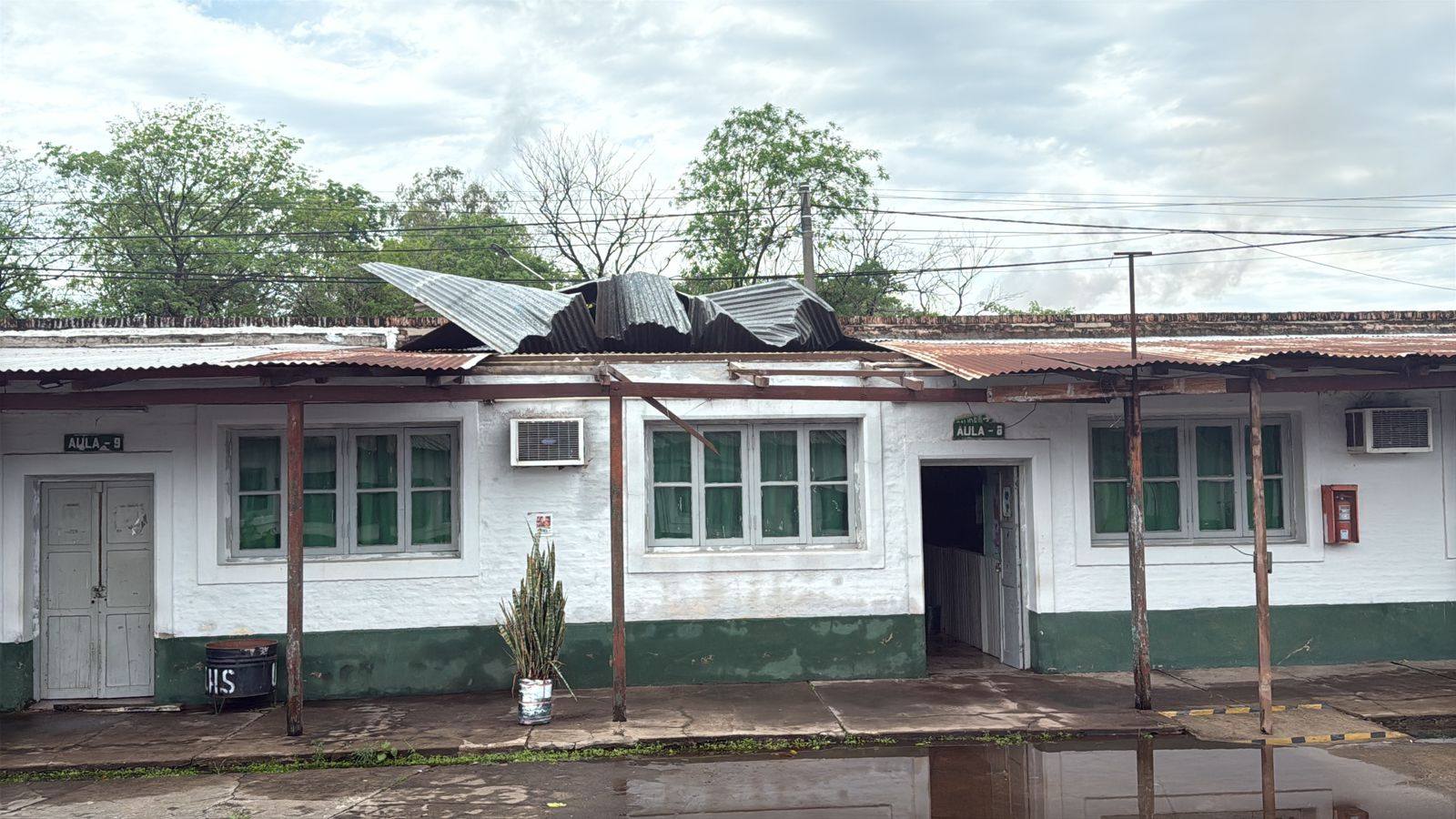 Temporal causa graves daños en escuela U.E.G.P. N°56 de La Escondida