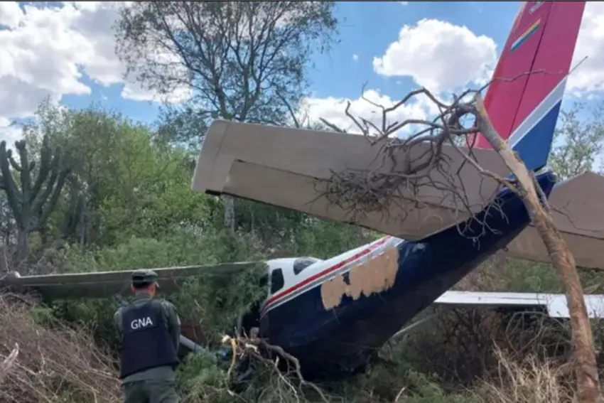 Salta: una avioneta con 140 kilos de cocaína se estrelló en Rosario de la Frontera