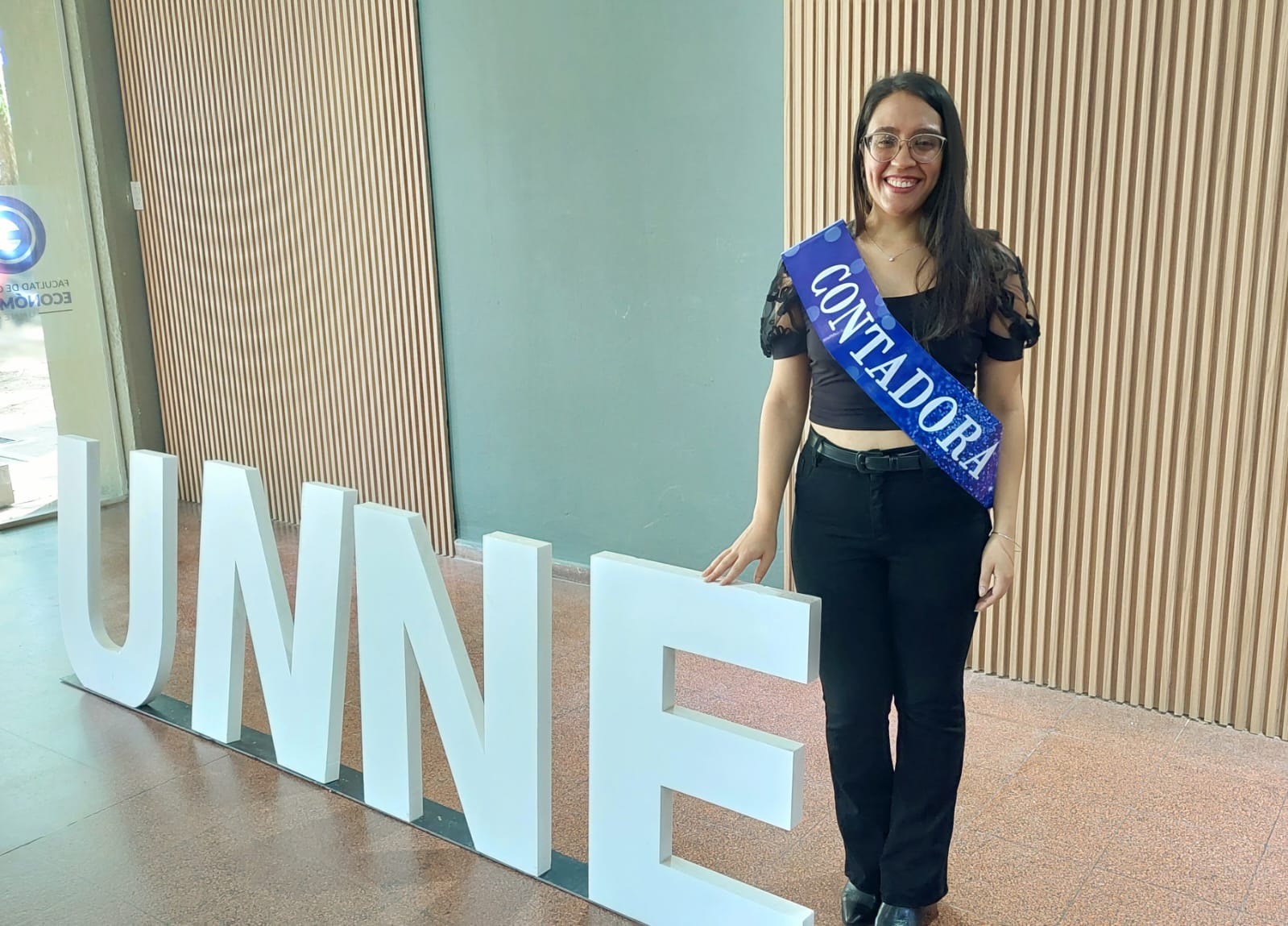 ¡Atención Makallé! Vanina Bouvier Svriz Es  Nueva Contadora Pública Nacional