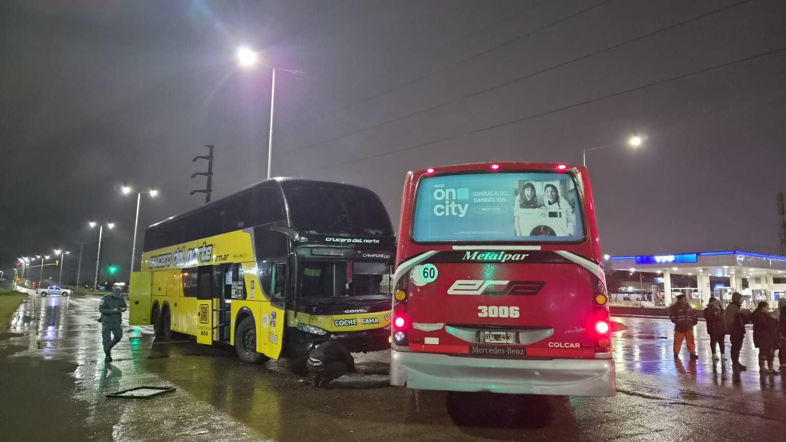 Choque entre dos colectivos en Resistencia: un lesionado leve Choque entre dos colectivos en Resistencia: un lesionado leve
