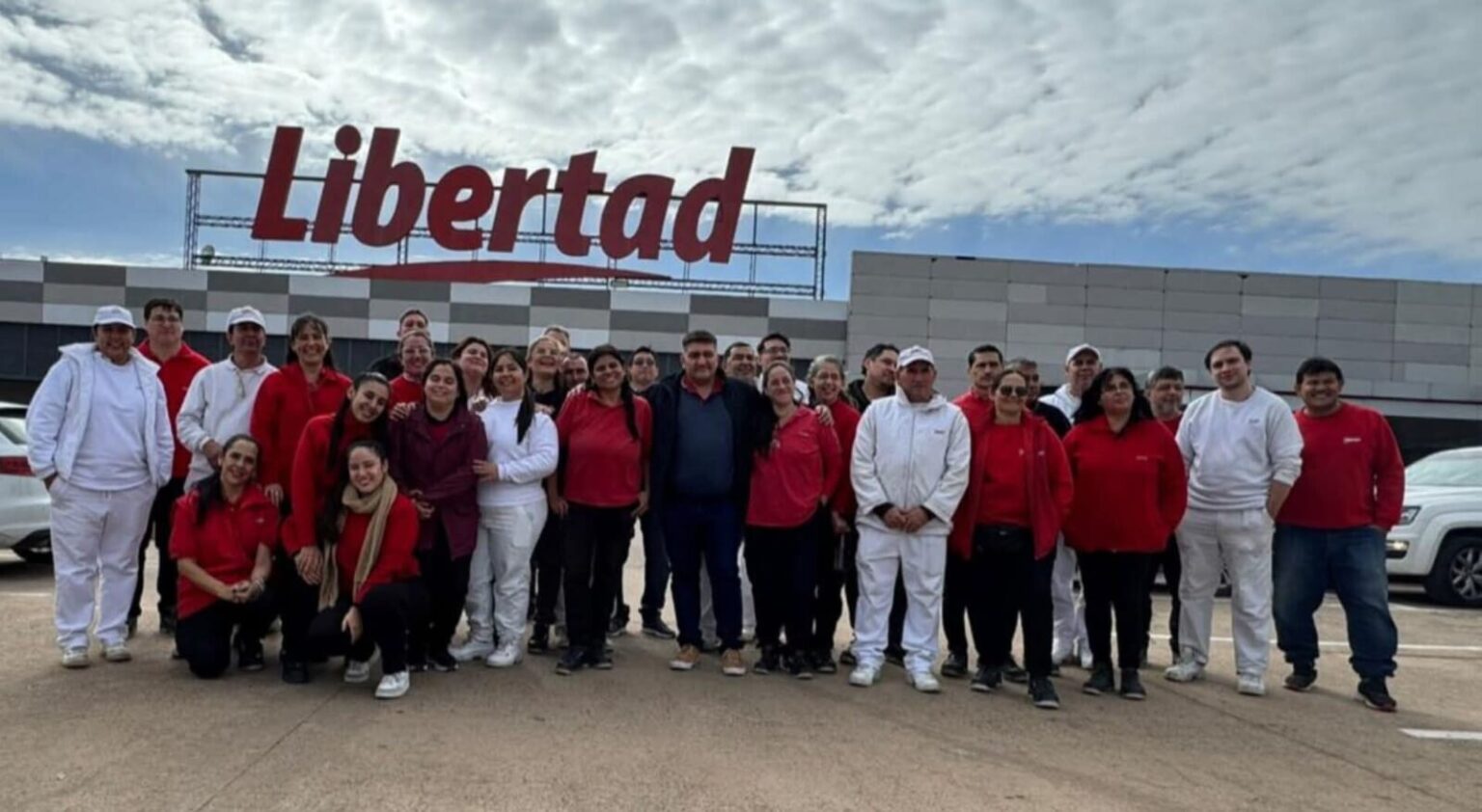 El Hiper Libertad de Resistencia cerraría tras casi 30 años de actividad