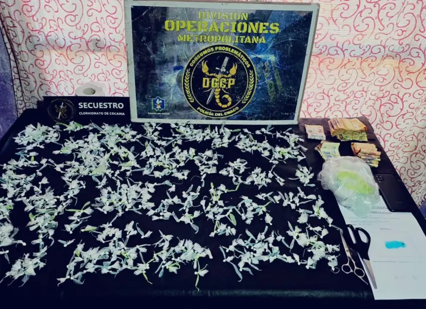 Golpe al narcotráfico en Resistencia: secuestran más de 600 dosis de cocaína y detienen a un hombre Golpe al narcotráfico en Resistencia: secuestran más de 600 dosis de cocaína y detienen a un hombre