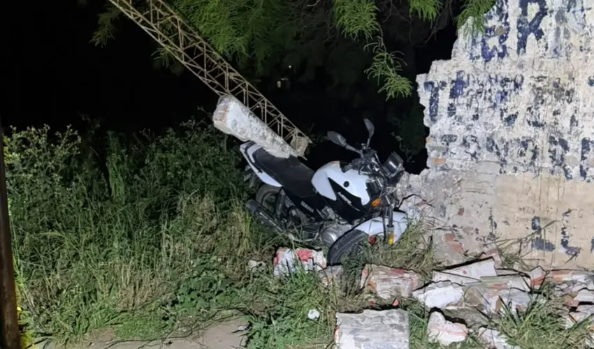 Pampa del Indio: murió un motociclista tras chocar contra una garita